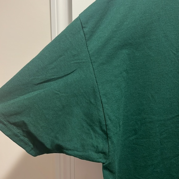 Men’s Russell Hunter Green T-Shirt - Picture 5 of 7